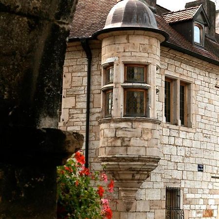 Maison La Tourelle Бом-ле-Дам Екстер'єр фото
