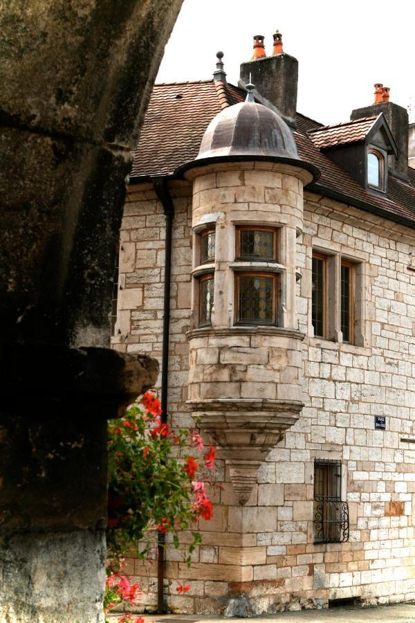 Maison La Tourelle Бом-ле-Дам Екстер'єр фото
